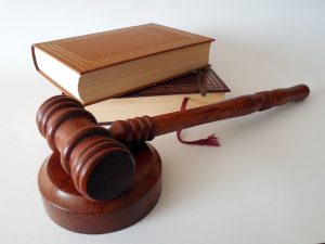 martillo y leyes