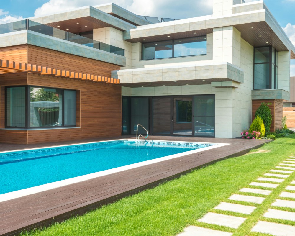 Casa con jardín y piscina